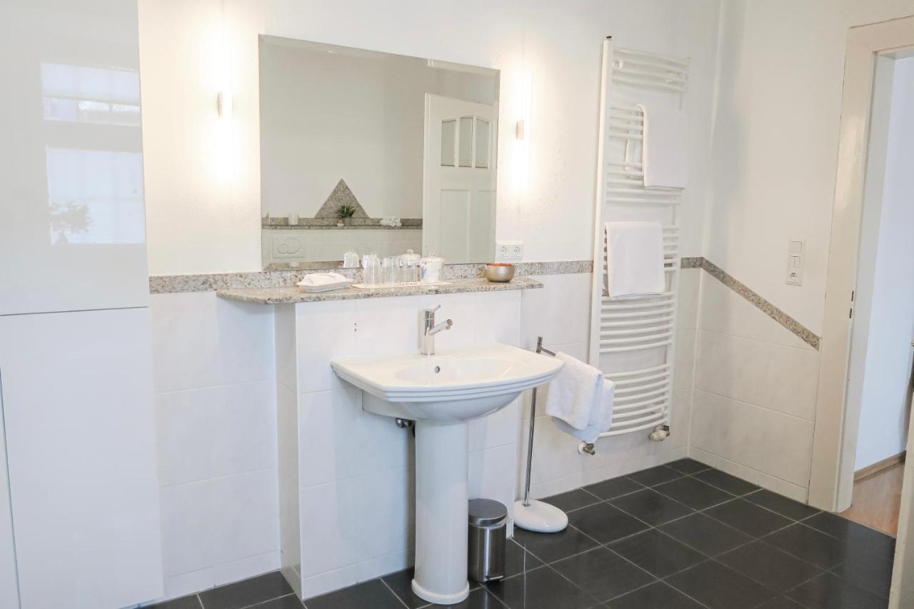 Hotel Service Apartments Am Prinzenplatz Kamp-Lintfort Eksteriør bilde